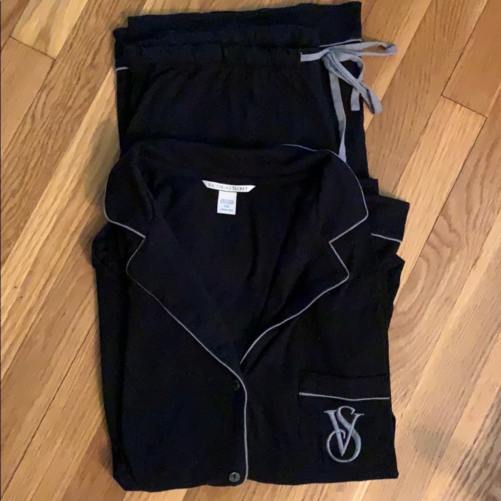 Victoria Secret pajama set (L, Long)